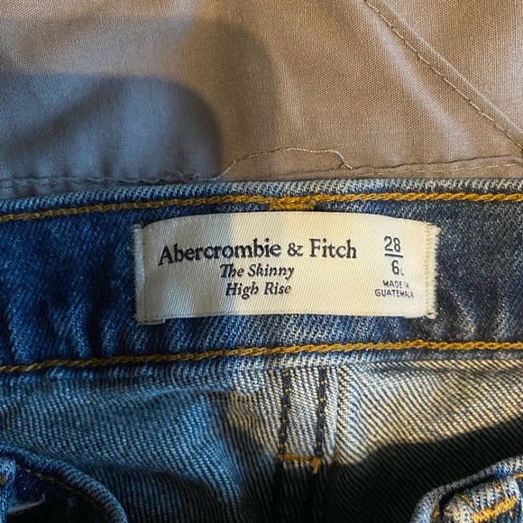 Abercrombie Skinny Jeans - Picture 4 of 4